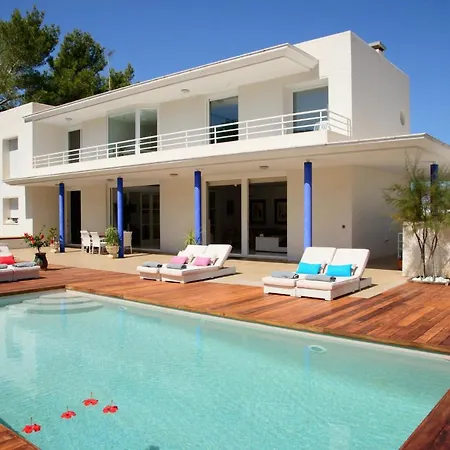 Sala Villa *