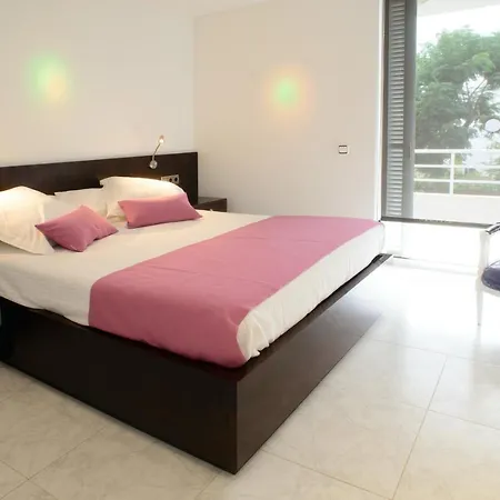 Sala Villa