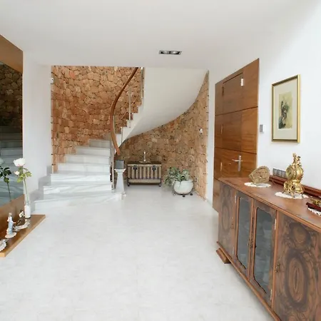 Sala San Antonio (Ibiza)